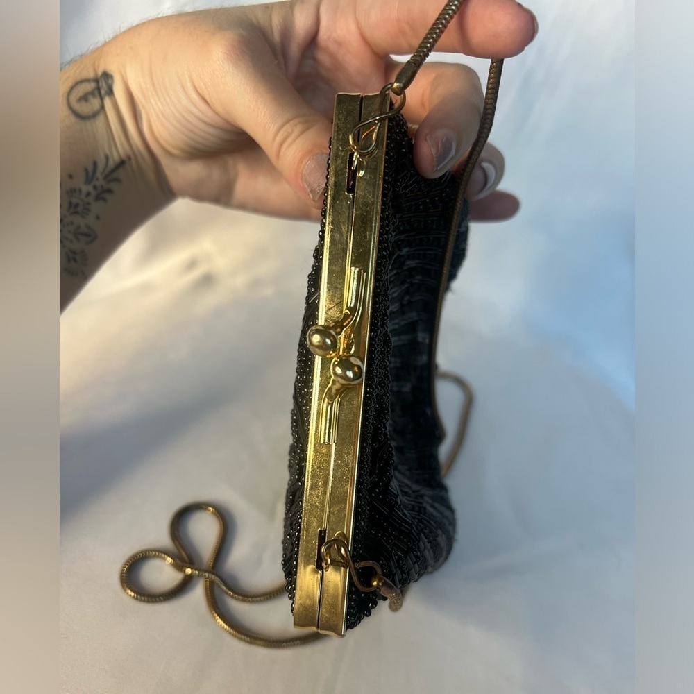 Vintage Carla Marchi Black Beaded Snap Shell Crossbody - Picture 4 of 9